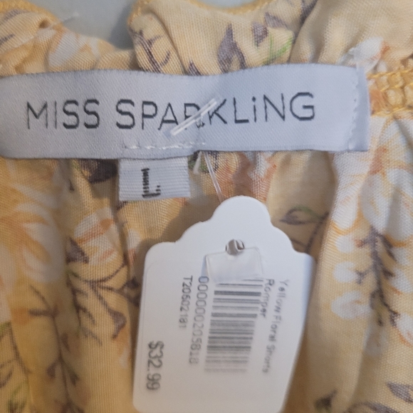 NWT Miss Sparling Shorts Romper, Yellow/gold color. Size Large - Picture 5 of 12